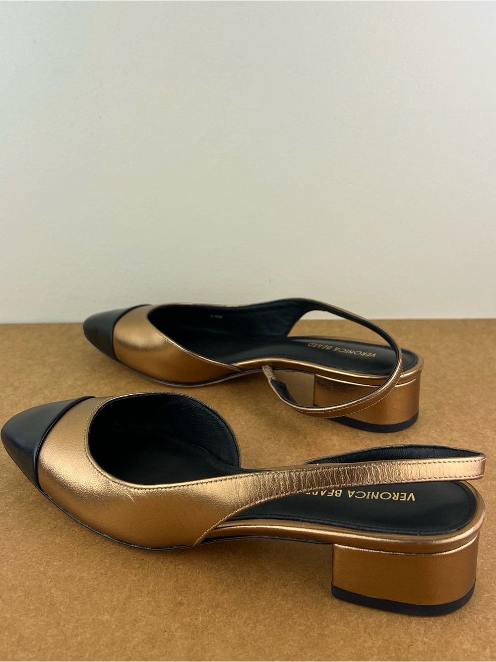 Veronica Beard Metallic Gold and Black Slingback Pumps - Picture 8 of 13